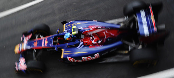 Alguersuari y Buemi son optimistas pese a sucumbir ante la lluvia