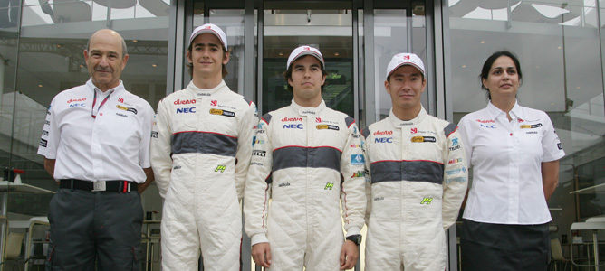 Kamui Kobayashi y Sergio Pérez seguirán en Sauber en 2012