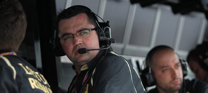 Boullier sobre Heidfeld: "Su liderazgo no ha funcionado dentro del equipo"