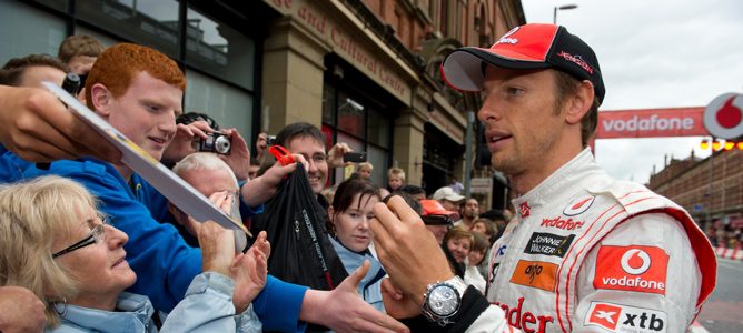 Jenson Button está dispuesto a continuar en McLaren en 2012