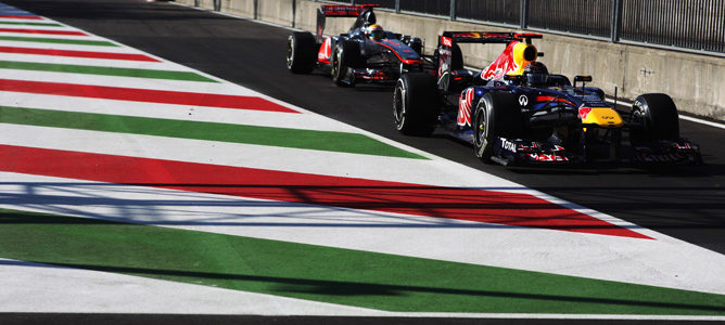 Sebastian Vettel lidera, por delante de Lewis Hamilton, los segundos libres en Monza