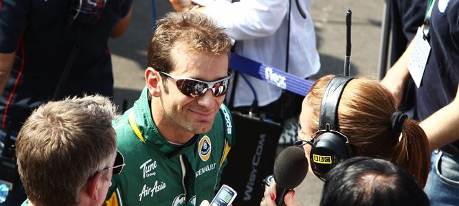 Team Lotus anuncia la renovación de contrato de Jarno Trulli para 2012