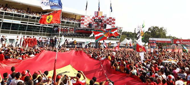 Sebastian Vettel: "Creo que la única cosa que lo hace realmente especial, es llevar un traje de color rojo"