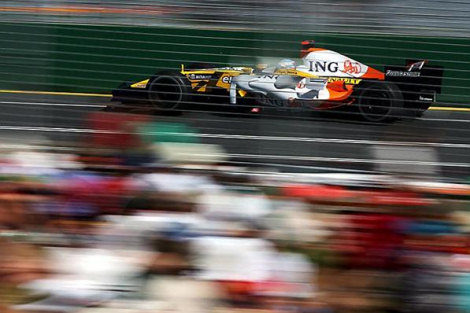 Alonso: sexto y decimotercero en los entrenamientos del viernes
