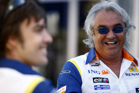 Briatore: "A Dennis se le han puesto de corbata"