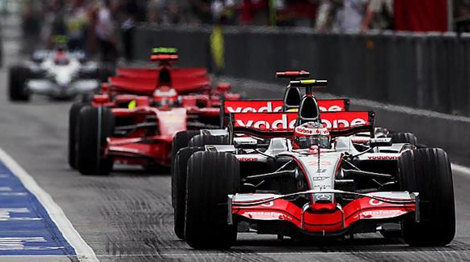 En McLaren esperan algún error de los Ferrari