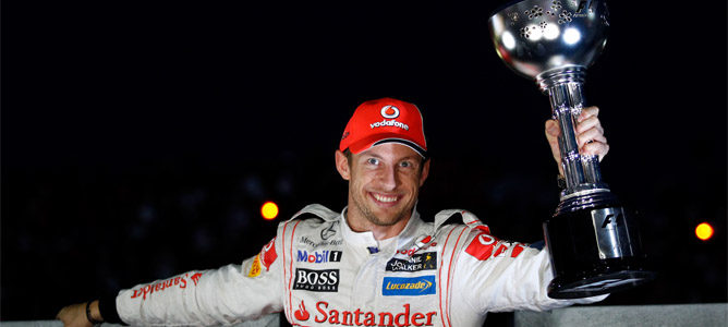Jenson Button: "Sebastian Vettel ha hecho un gran trabajo y se merecía el título"