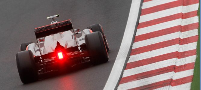 McLaren cambió el chasis del monoplaza de Jenson Button antes de los libres 3 de Corea