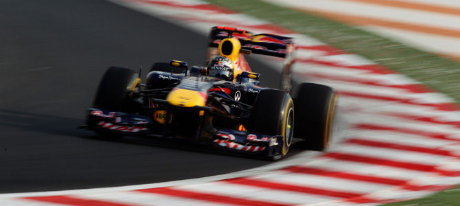 Sebastian Vettel domina los terceros libres del Gran Premio de India 2011