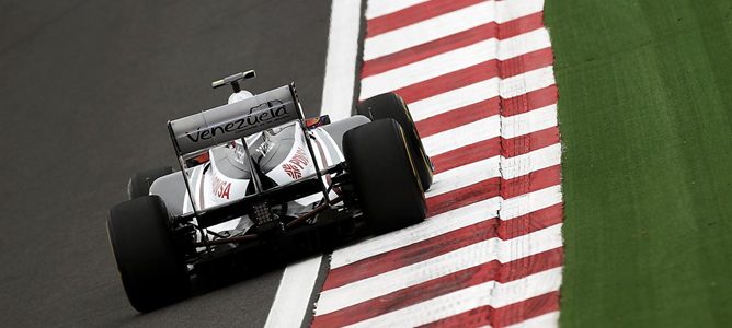 HRT montará la caja de cambios y el KERS de Williams en 2012