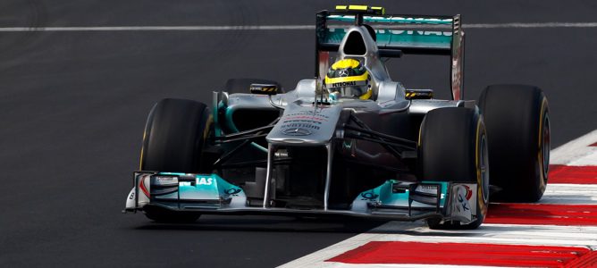 Nico Rosberg renueva contrato con Mercedes GP más allá de 2013