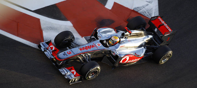 Lewis Hamilton lidera los terceros libres del Gran Premio de Abu Dabi