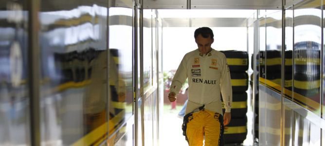 Robert Kubica podría volver a la Formula 1 con Ferrari en 2013