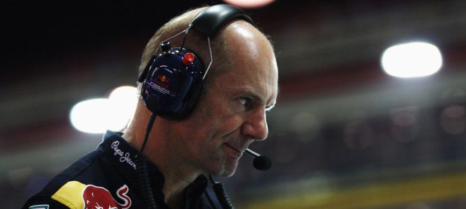 Adrian Newey no ficha por Ferrari por su familia