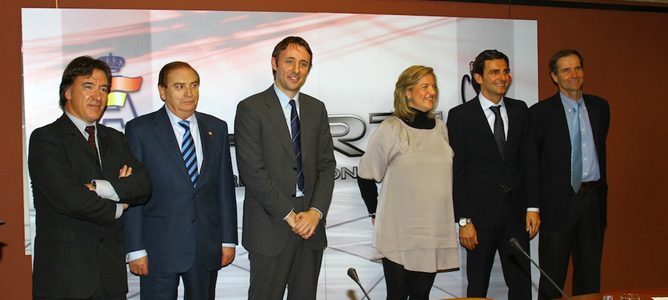 HRT presenta en Madrid a Pedro de la Rosa como piloto oficial