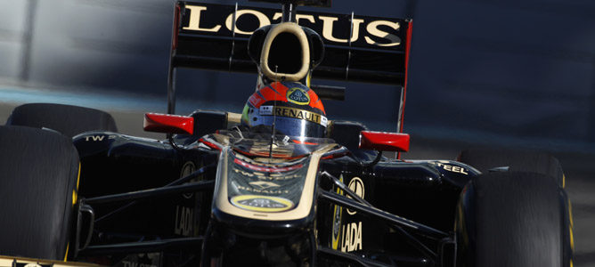  Romain Grosjean en el R31