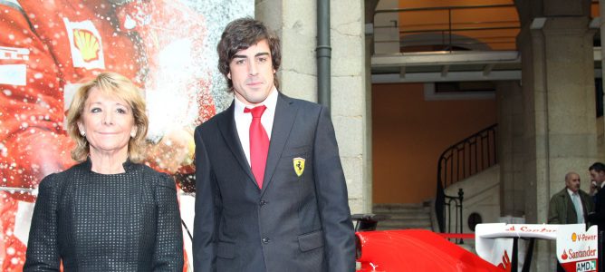 Fernando Alonso recibe el IV Premio del Deporte en Madrid