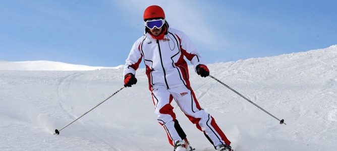 Fernando Alonso esquiando