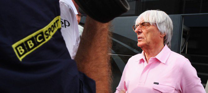 Bernie Ecclestone atiende a la BBC en Hungría