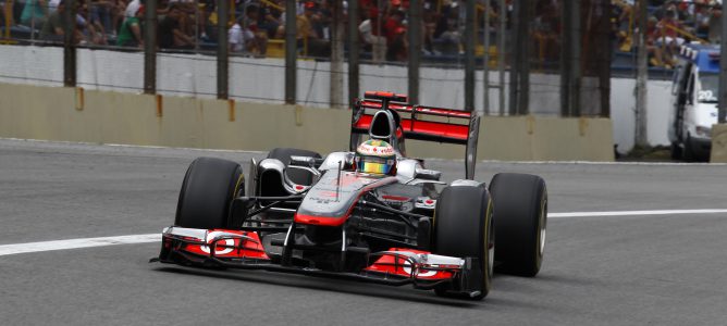 Hamilton en el MP4-26