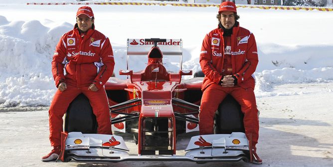 Fernando Alonso y Felipe Massa con el nuevo F2012