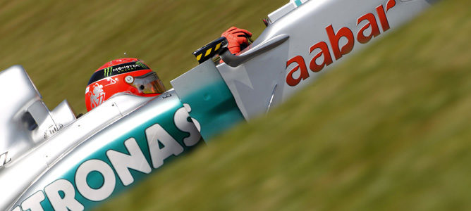 Michael Schumacher a bordo de su W02