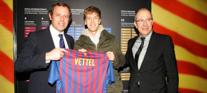 Sebastian Vettel con camiseta del Barça