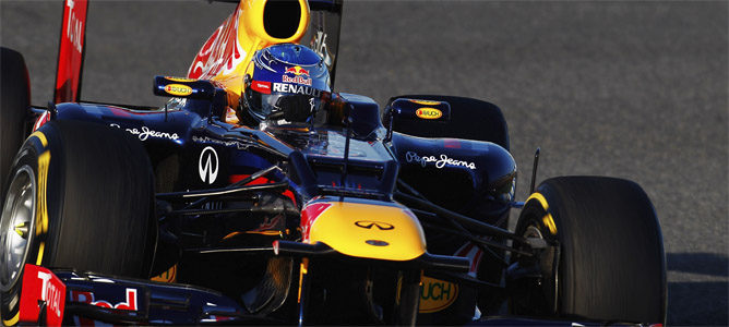 Vettel rueda con el RB8