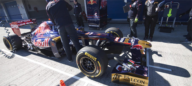 Ricciardo en el pit lane