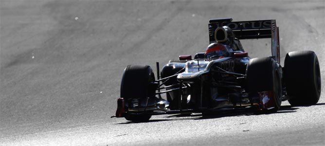 Grosjean rueda con el E20