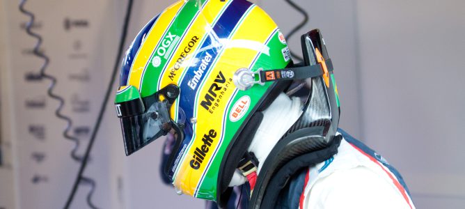 Senna en el box de Williams