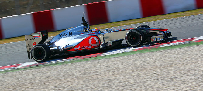 Hamilton en los test de Barcelona