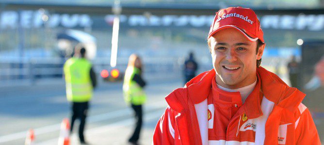 Felipe Massa en el pit-lane de Jerez