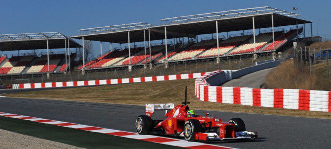 Felipe Massa con el F2012 en Montmeló