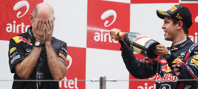 Newey y Vettel en el podio