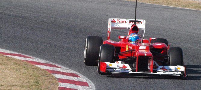 Alonso con el F2012