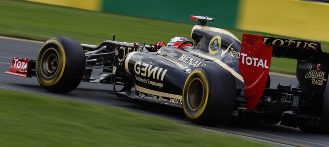 Kimi Räikkönen a los mandos del E20 en el circuito de Albert Park