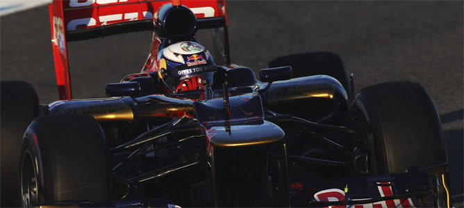 Daniel Ricciardo en su STR7