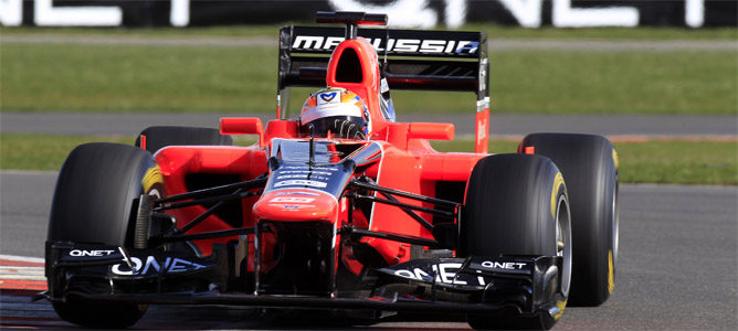Timo Glock rueda con el Marussia