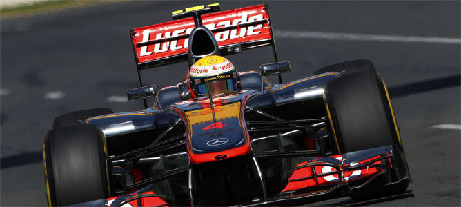 Lewis Hamilton rueda con su MP4-27