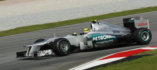 Nico Rosberg lidera la última sesión de entrenamientos libres del GP de Malasia 2012