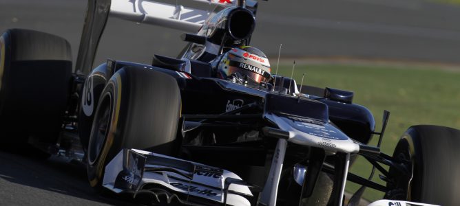 Nico Rosberg lidera la última sesión de entrenamientos libres del GP de Malasia 2012