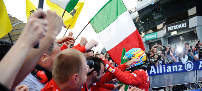 Pat Fry reconoce que la presión sobre Ferrari no ha disminuido, pese a la victoria