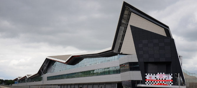 Edificio de boxes del circuito de Silverstone