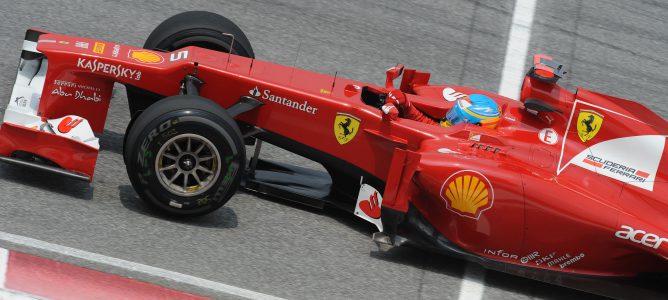 Alonso con el F2012