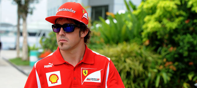 Fernando Alonso, a su llegada a Shanghái