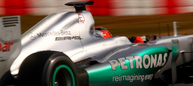 Michael Schumacher marca el mejor tiempo en los segundos libres del GP de China 2012