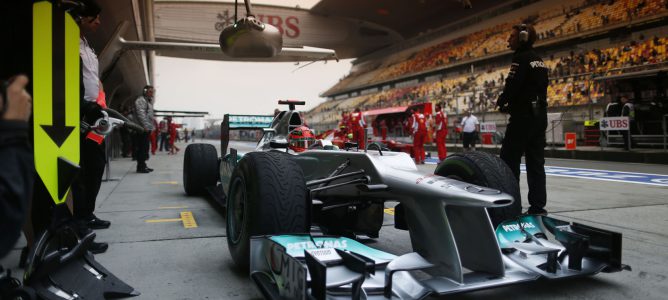 Lewis Hamilton lidera los últimos entrenamientos libres del GP de China 2012