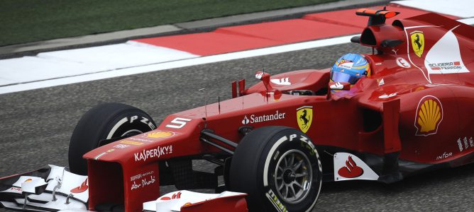 Lewis Hamilton lidera los últimos entrenamientos libres del GP de China 2012