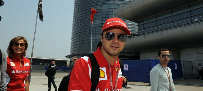 Felipe Massa lleva a Baréin